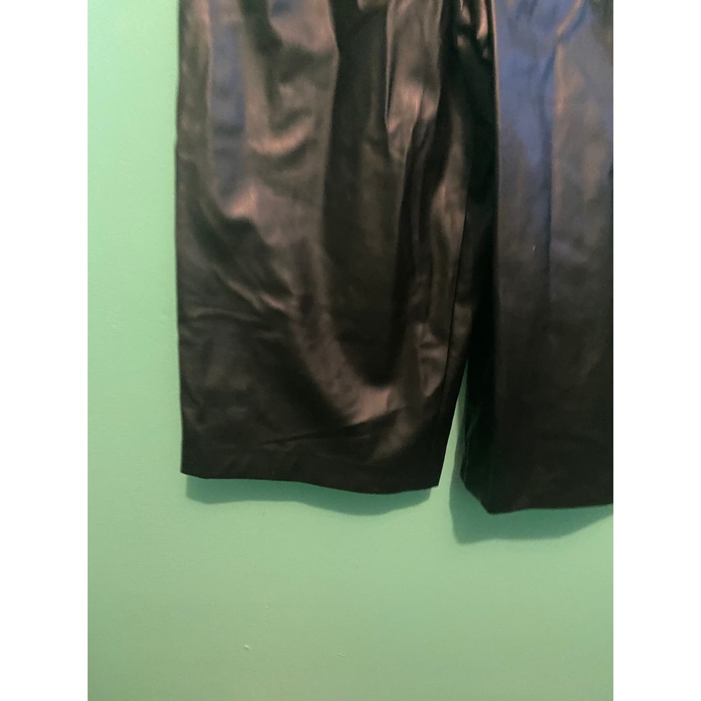 ZARA XS Pleather Capris - Picture 5 of 8